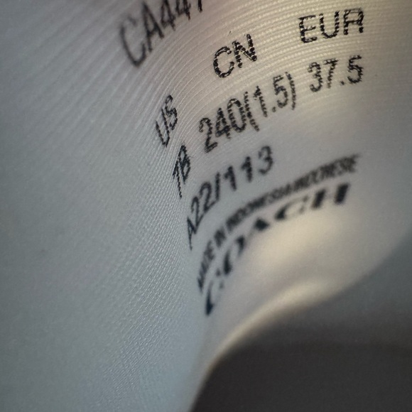 New in Box Coach C270 Tech Runner Sneaker Size 7 - Picture 5 of 6